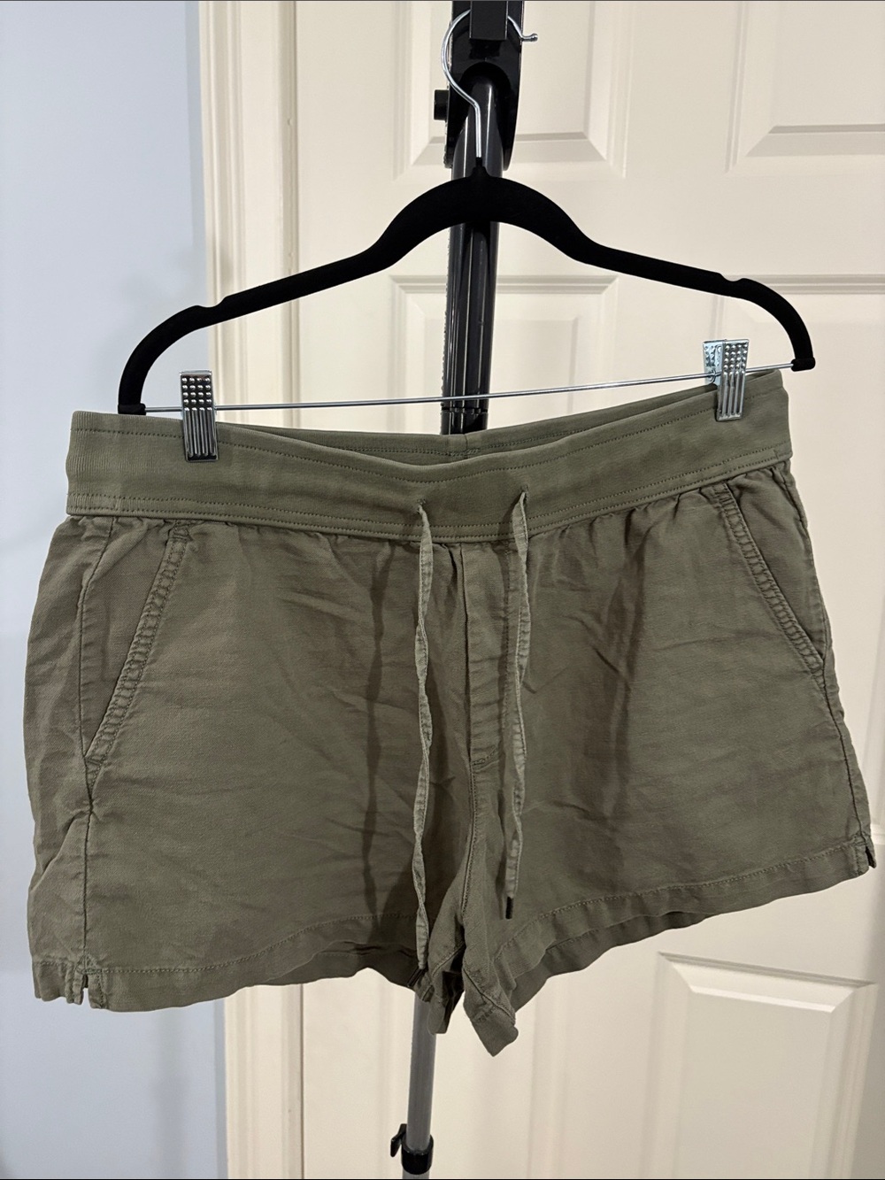 GAP Women's Olive Drawstring Casual Shorts